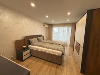 Diamond Apartment - NEXT TO GRAND MALL - Varna - 1