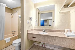 Lantana Palm Hotel by Innexo - 6