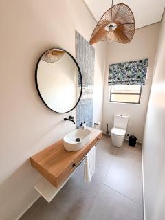 House Serenity 2 Ixia Street - 3