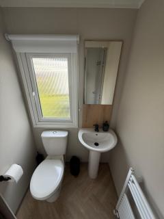 Luxury 3 bed sleeps 8 caravan with sea view - 1