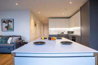 Manchester City Centre apartment, Pool table - 3