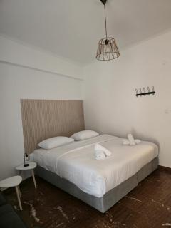Your Athens Home Warm Cared by Rod - Station nearby - 2