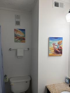 Amenities and beach access! - 2
