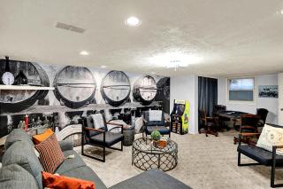 The Broad Ripple Speakeasy - Poker - Arcade - Yard - Family - 9