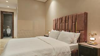 Modern 2-3BR, 2-3BA Apartment with Sunny Balcony & Walk-In Closet, Premium Stay in Maârif - Casablanca - 7