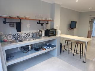 Broadwood Modern Gem - 1