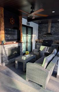 Ceitus Escape-Modern Home with Pool and Game Room - 3