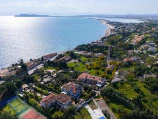 Room with kitchen & free parking 100 m from the sea - 6