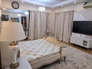 5 BR Luxury Villa With Pool - 3