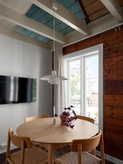 Unique apartment in Stavangers most sentral square - 3