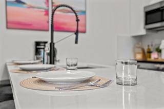 Boutique 1BR Apartment Near Center City & University City - 9