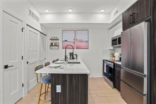 Boutique 1BR Apartment Near Center City & University City - 3