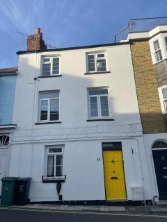 43 Sun Hill - Cowes - 8