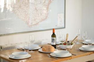 Pilot House -Parking-Garden-Central Cowes-Sleeps 8 - 4