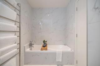 Grandstand Position On Queenstown Hill - Incredible Views - 6