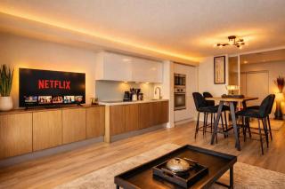 Premium 1BR plus Den Condo - 5