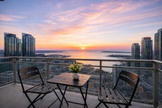 Premium 1BR plus Den Condo - 3