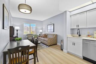 Cozy 1BR Free Parking Universal Area - 7