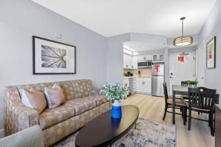 Cozy 1BR Free Parking Universal Area - 6