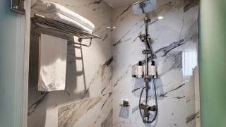 Modern Contrast Studio in Utopia Dream Max Nai Harn - 6