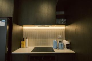 Modern & Comfortable Family House by Supercarehost - 2