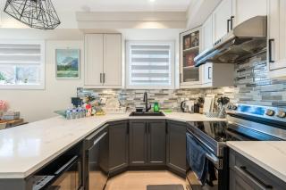 Warm and Cozy 2-Bedroom Laneway House near FIFA Training Site - 1