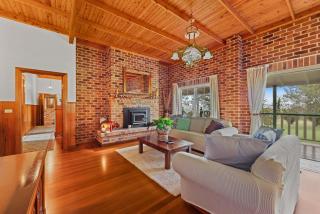 Valley View Retreat Private 36 Acre Hinterland Escape - 6