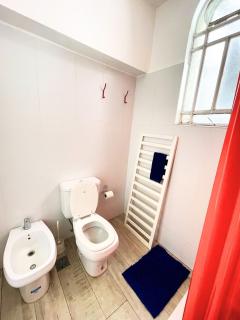 Habitacion en Edificio Historico Amplio y Luminoso para dos personas - 9