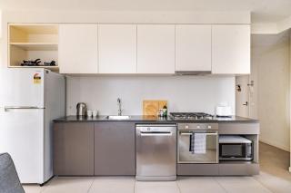 Stunning Luxury Corinthia Apartment with Sky Pool , Gym , Sauna - 7