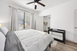 Modern Styled 1 King Sofa Bed Retreat Frisco, TX - 3