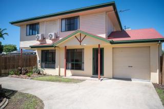 Quiet Cozy Townhouse in North Mackay - 8