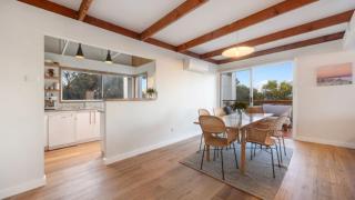 Tucked Amongst The Gum Trees, Just Moments From The Beach, Greenly Beach House - 6