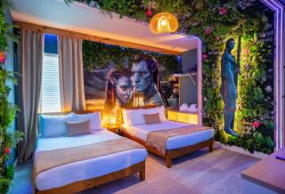 11BR Luxury w Game Room Pool Near Disney - 7