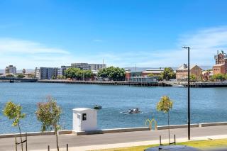 Coastal Haven - Panoramic Views, Wi-Fi, Luxury - 1