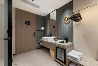 Atour S Hotel West Square Wuhan Station - 1