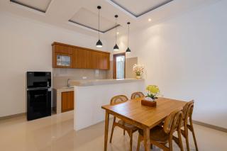 Ubud 2BR Ricefield villa with private pool - 1