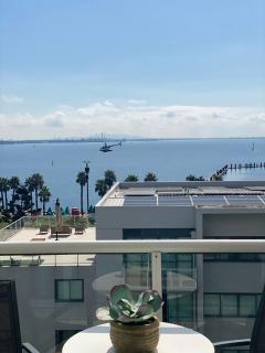 THE WATERFRONT APARTMENTS 2 Bedroom Bay View Apartment located on the Geelong Waterfront - 4706 - 6