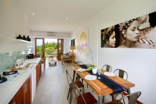 Echo Beach Villa and Apartment - Canggu - 2