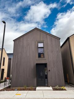 Luxury Queenstown Villa & Carpark - 2