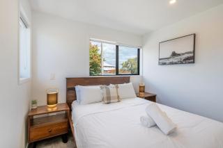 Stadium Stays and Walk to Little High Eatery - 2