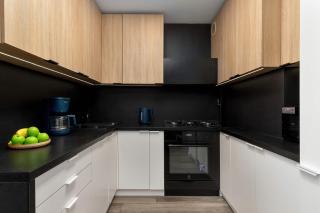 Nadmorski Apartament Blisko Morza i Parku Brzeźnieńskiego by Noclegi Renters - Danzica - 8