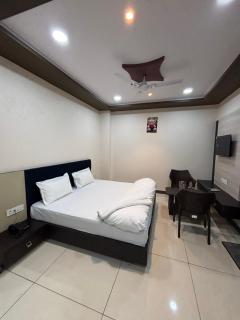 Hotel Shri Ram Legacy - 1