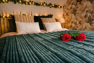 L Ecrin des Secrets Love Room Jacuzzi privatif - 8