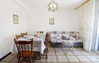 Spacious flat with terrace in Umag - 5