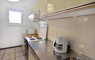 Spacious flat with terrace in Umag - 2