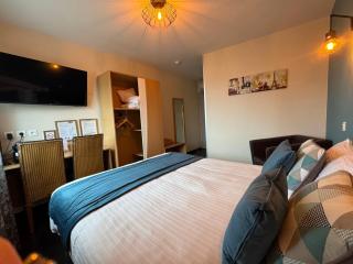 Logis Hôtel Centrotel et Spa Bulles d'Allier - Montmarault - 9