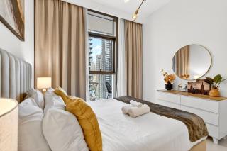 ALiving Luxury 1BR I Near Burj Khalifa & Dubai Mall I Burj Crown, Downtown Dubai - 3