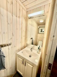 Nordic Elegance Retreat - 4