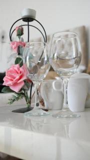 Modern Studio Near Gatwick - 5