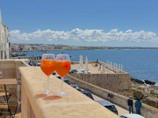 Abuela Teta - Balcony with sea view - Wi-Fi - 0